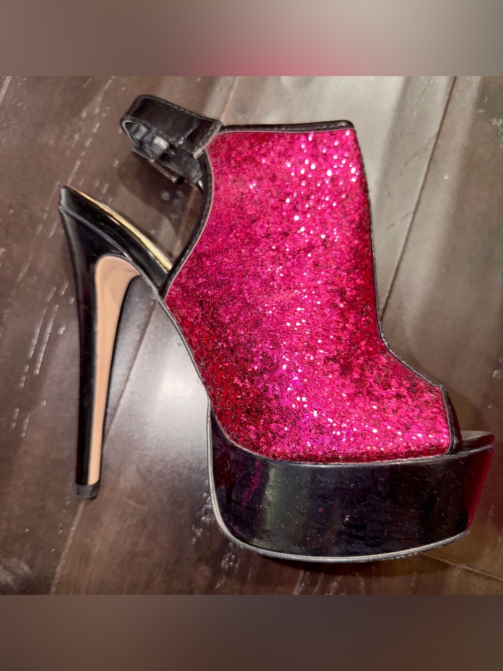 Shoe Dazzle Magenta Glitter Platform Ankle Booties (Rosalinda)